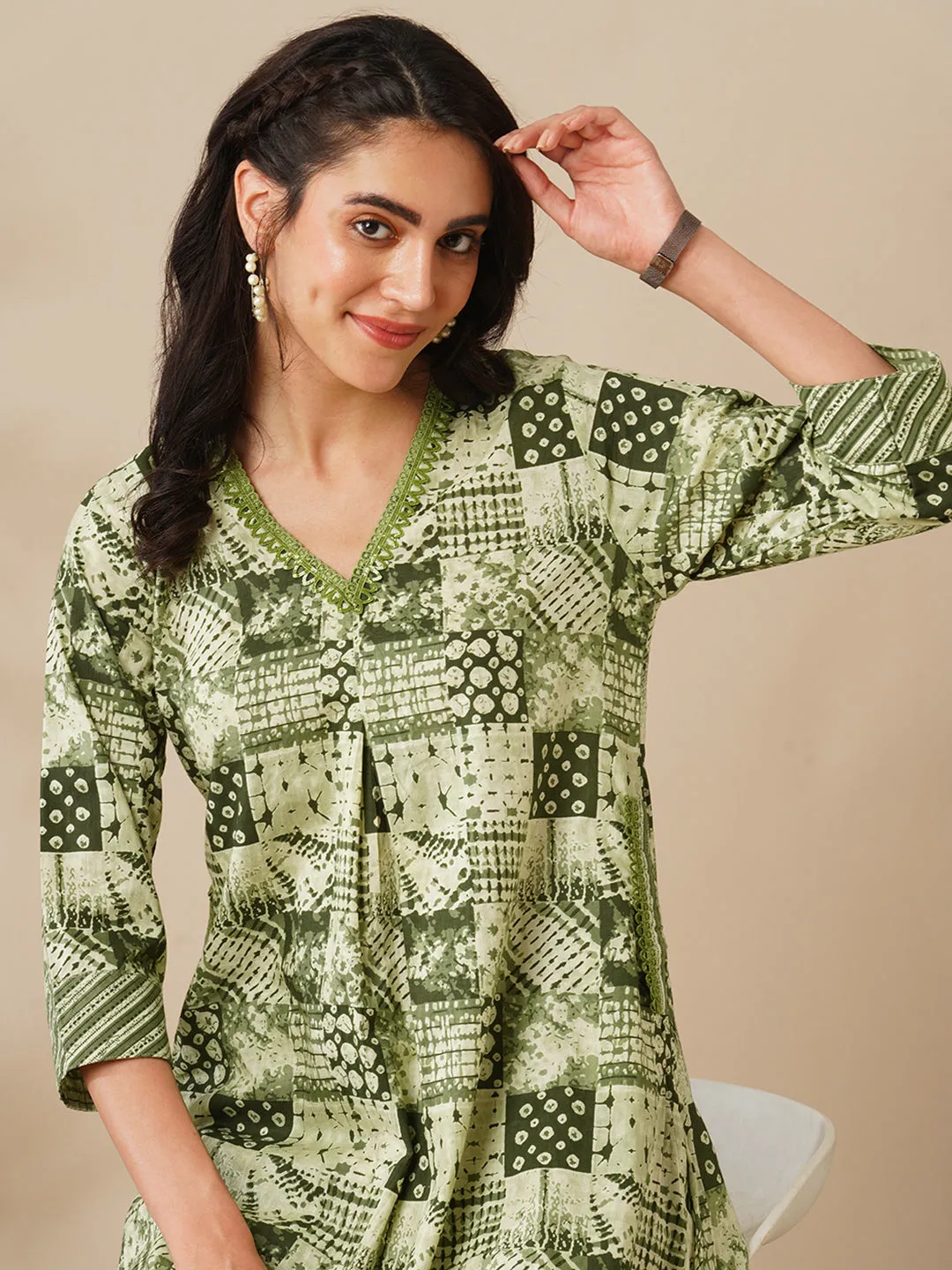 Ethnic Geometric Printed A-Line Kurta with Pant - Green