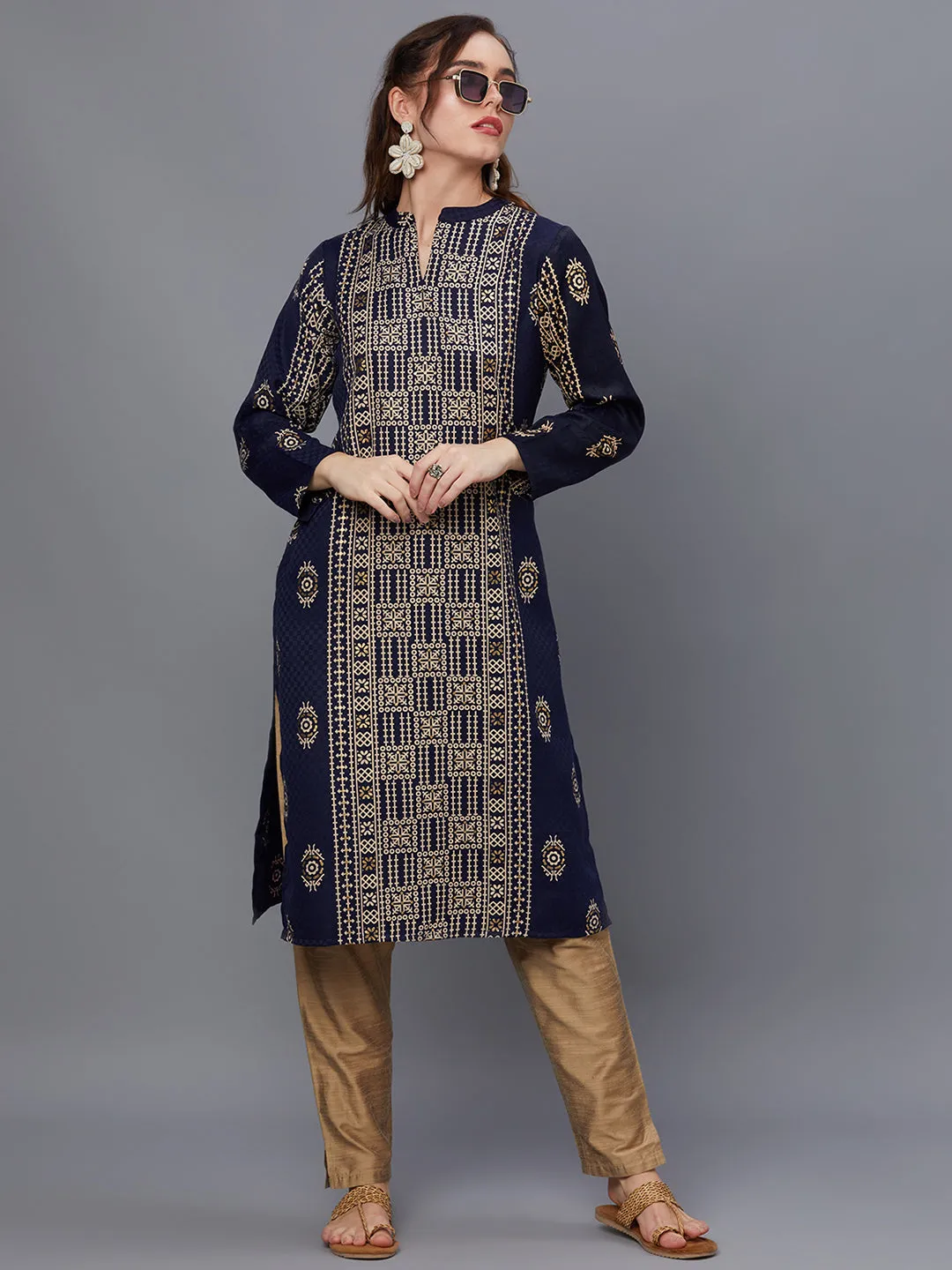Women Navy Blue Pashmina Ornamental Print Kurta